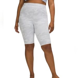 Nwt LULULEMON Wunder Under High Rise 10" Shorts Gray Camo White 12/14